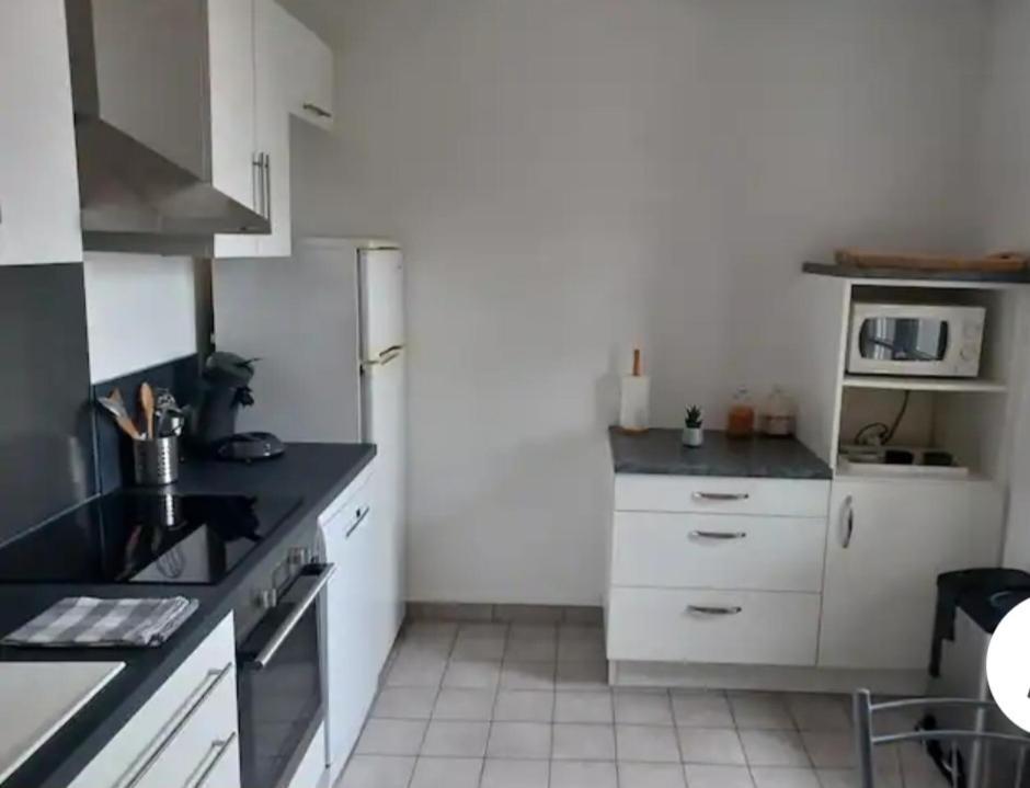 Maison Chaleureuse Avec Terrasse Et Vue Baie Avranches Bagian luar foto